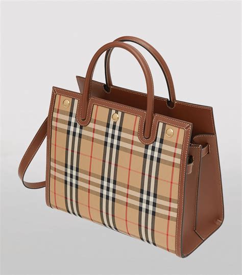 Burberry Vintage Check Small D